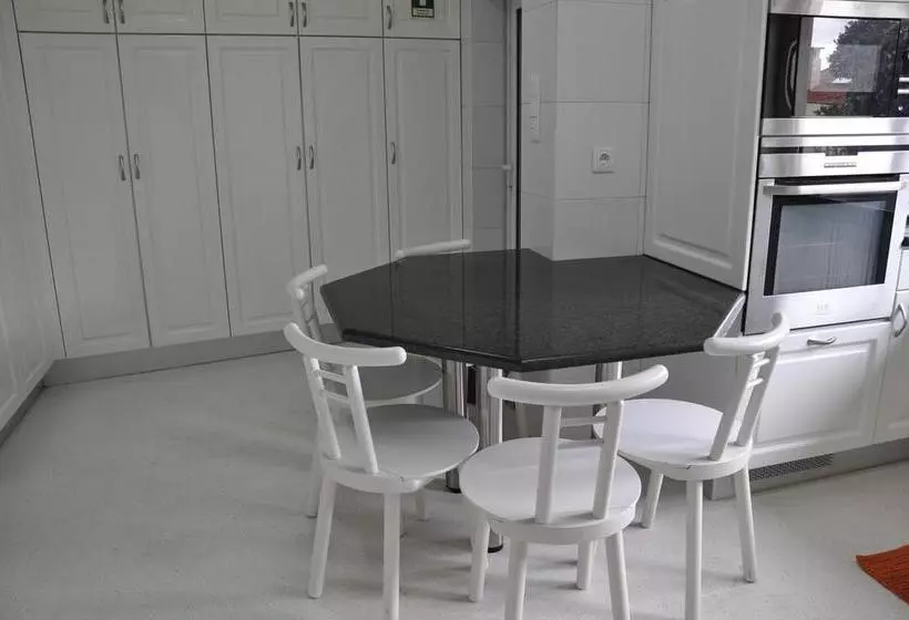 Lisbon Family Hostel