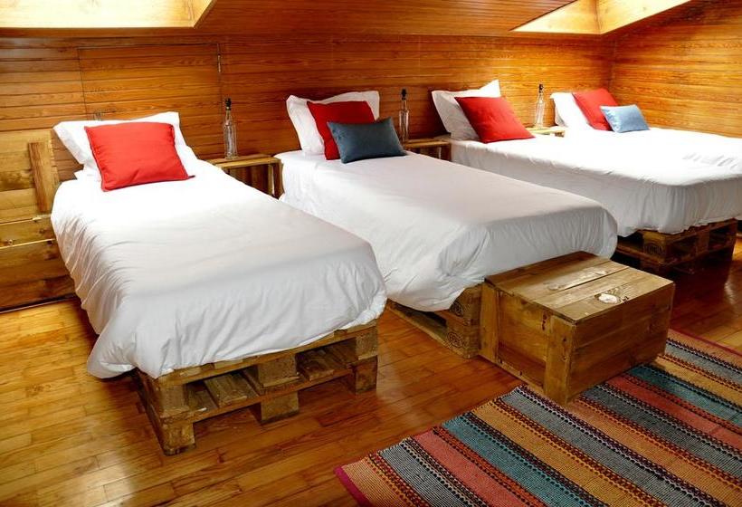 Lisbon Family Hostel