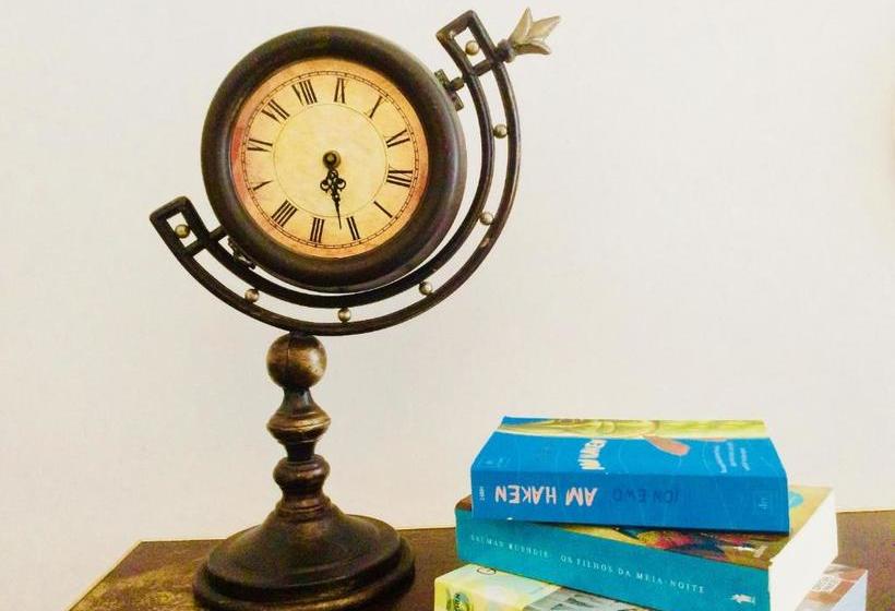 Marina Lounge Hostel