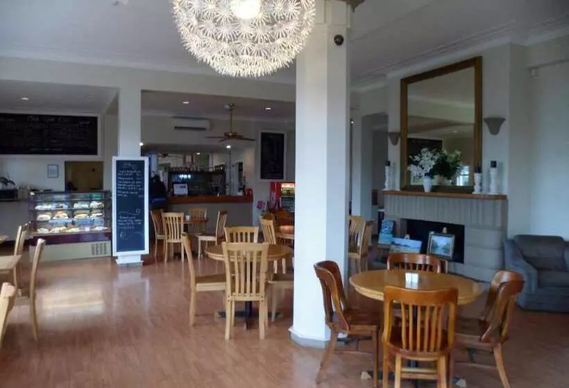 モーテル Essex Arms