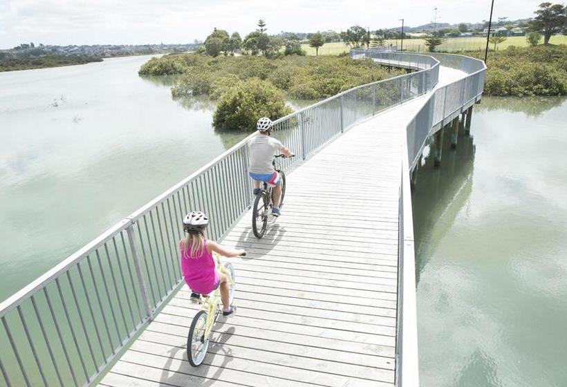 فندق على الطريق Orewa Beachcomber