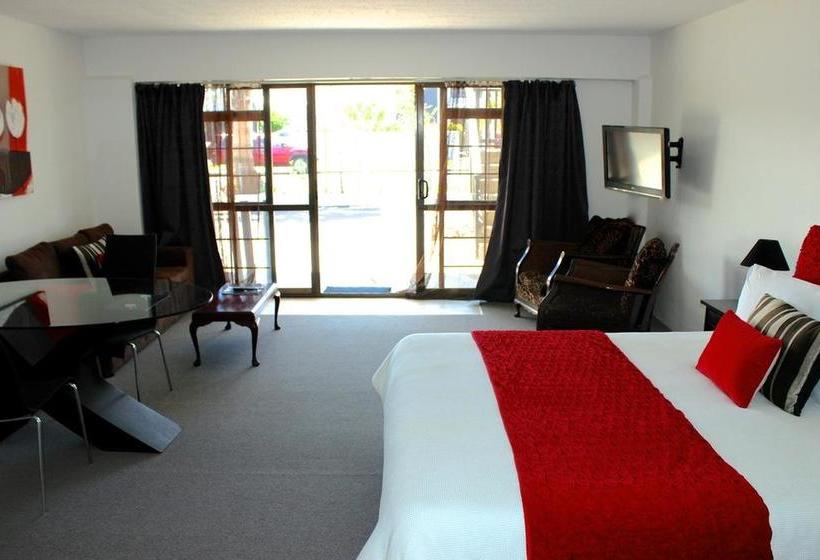 فندق على الطريق Orewa Beachcomber