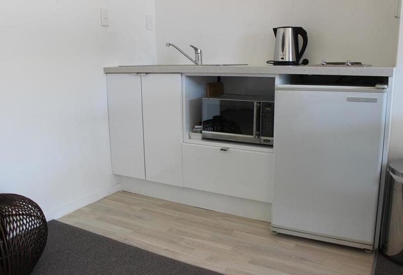 فندق على الطريق Orewa Beachcomber