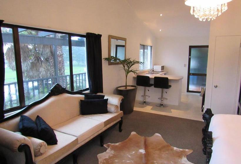 فندق على الطريق Orewa Beachcomber