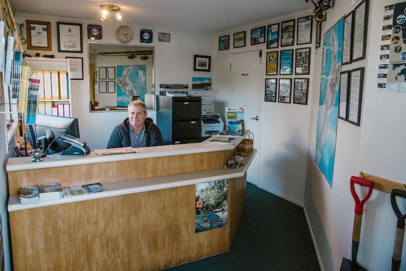 汽车旅馆  Waterfront Apartments Whitianga