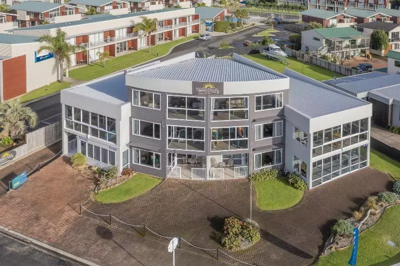 モーテル Waterfront Apartments Whitianga