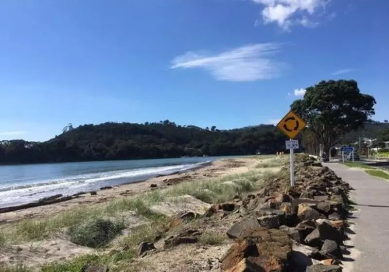 モーテル Waterfront Apartments Whitianga