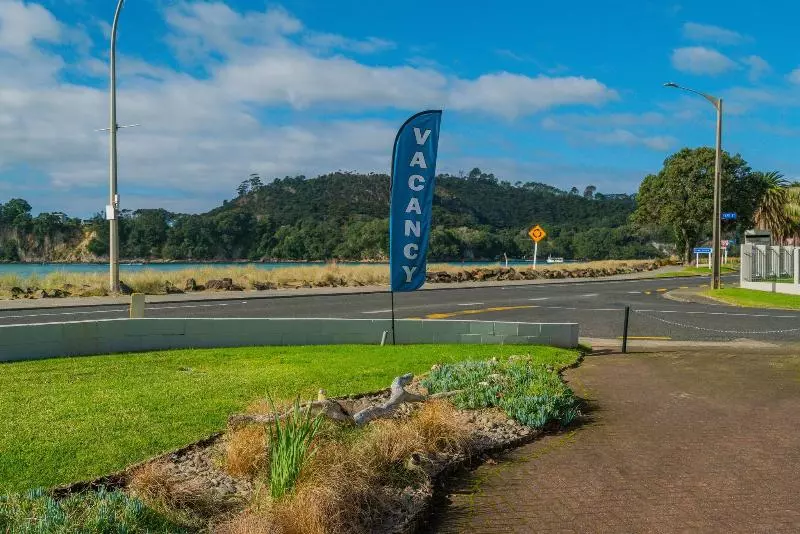 モーテル Waterfront Apartments Whitianga