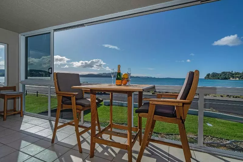 モーテル Waterfront Apartments Whitianga