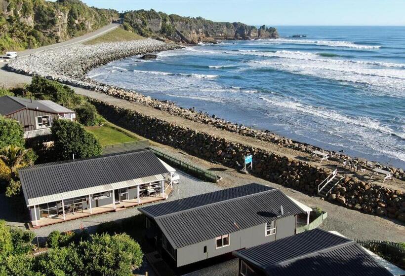 Punakaiki Beachfront Motels