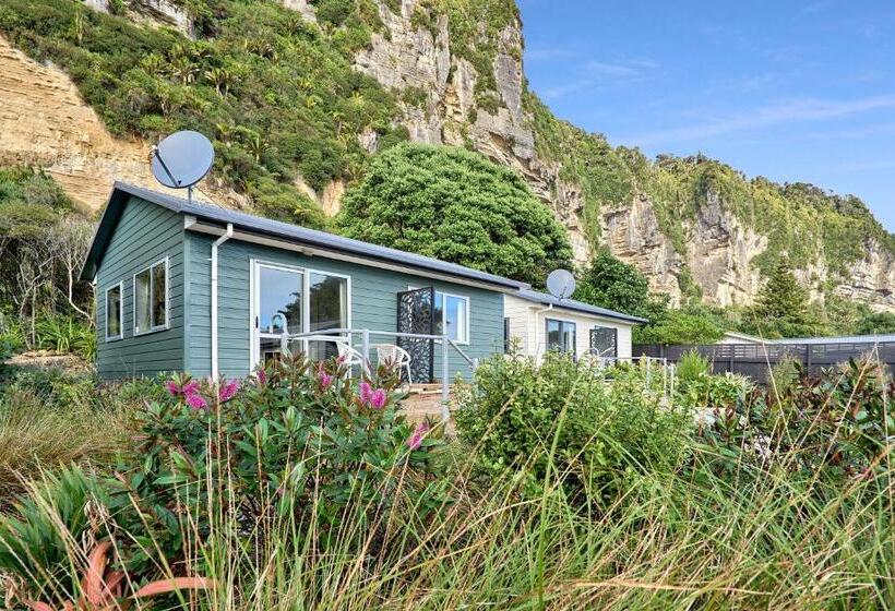 Punakaiki Beachfront Motels