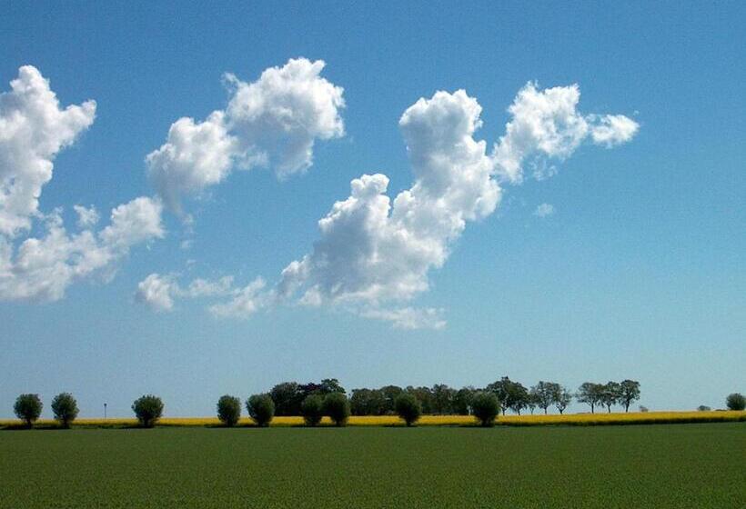 Södergårda östra Bed & Breakfast