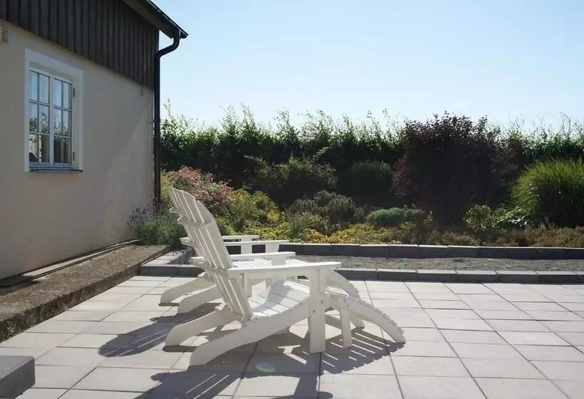 Södergårda östra Bed & Breakfast