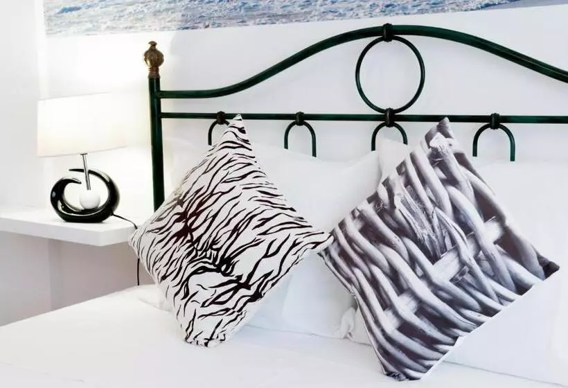 Stork Hostel