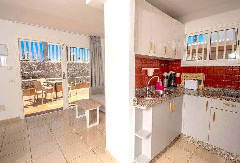 Apartamentos Cocoteros