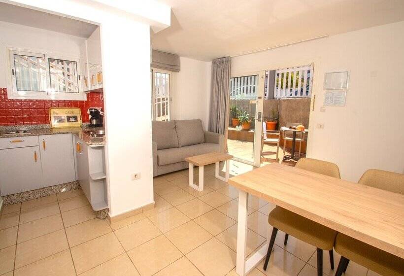 Apartamentos Cocoteros