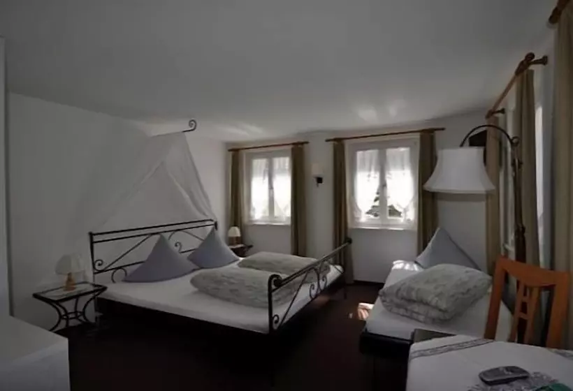 Retkeilymaja Gasthaus Skiklub
