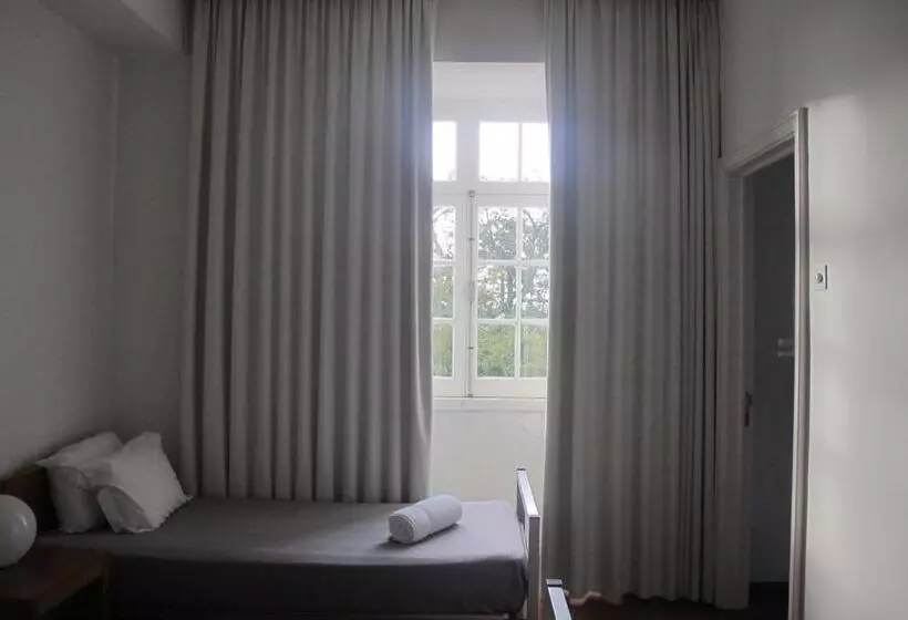 Azores Youth Hostels   Sao Miguel