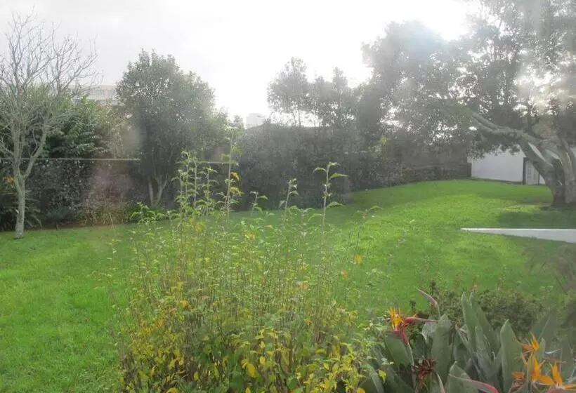 Azores Youth Hostels   Sao Miguel