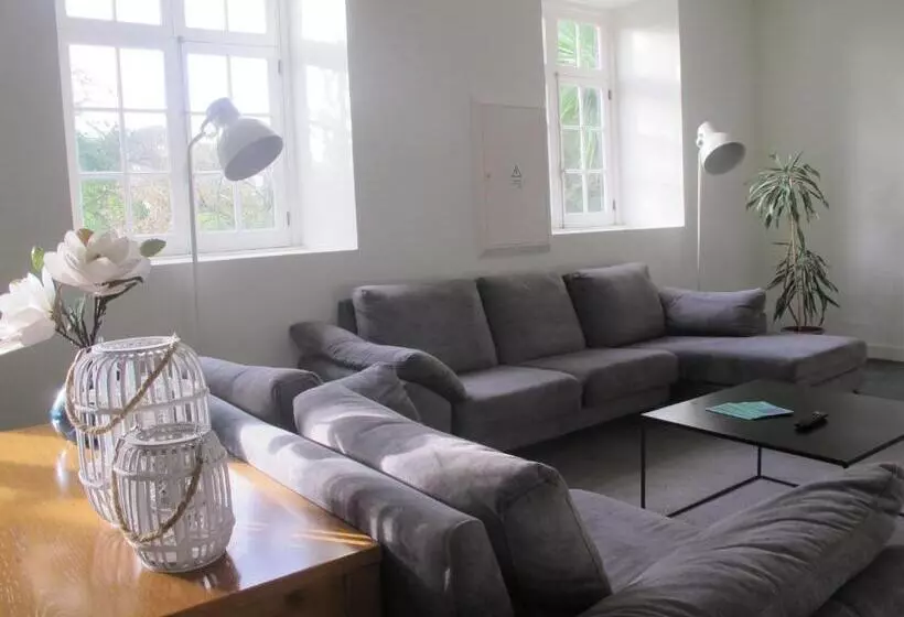 Azores Youth Hostels   Sao Miguel