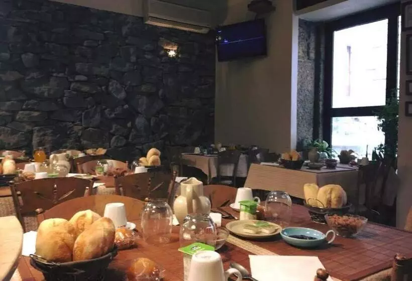 Bed and Breakfast Abrigo Da Estrela