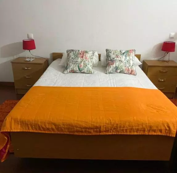 Bed and Breakfast Abrigo Da Estrela
