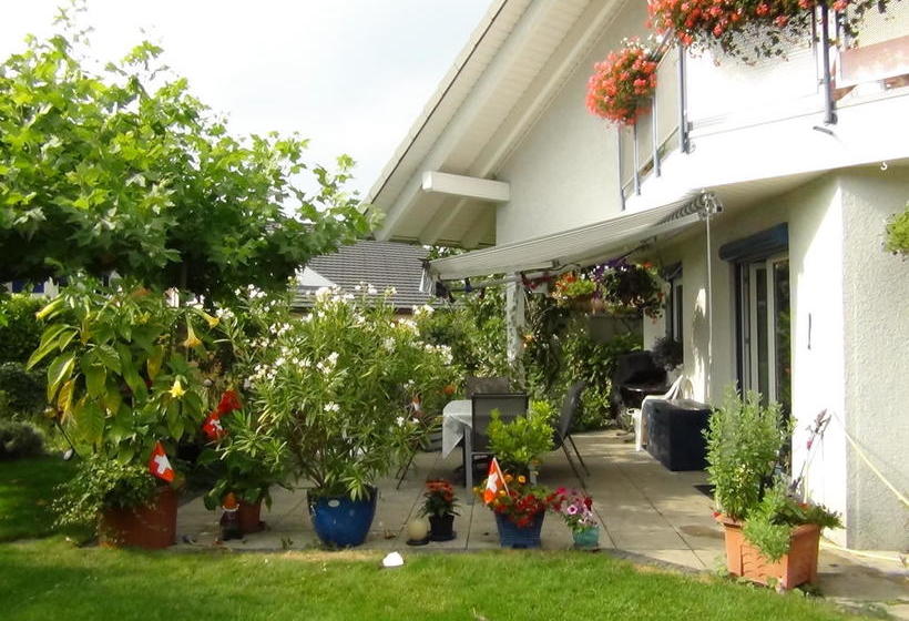 住宿加早餐  Haus Erika Am Weg