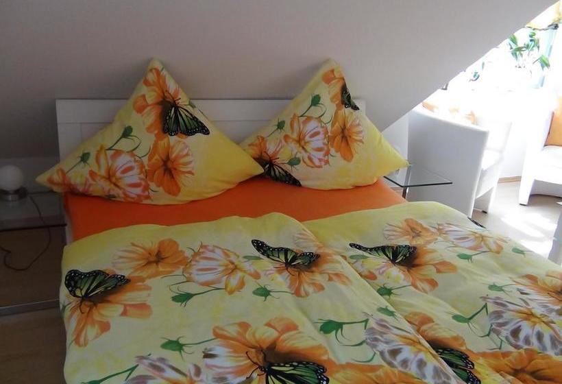 住宿加早餐  Haus Erika Am Weg