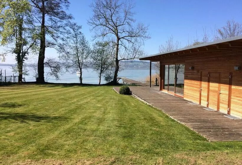 Aamiaismajoitus (B&B) Morat Gaste Zimmer