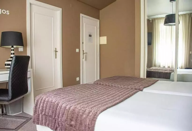 تختخواب و صبحانه O Porto Seven Guest House
