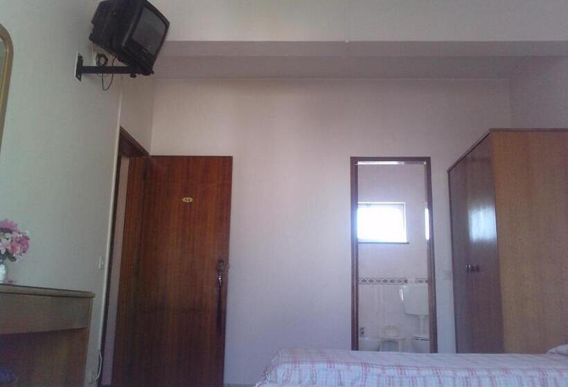 Aamiaismajoitus (B&B) Residencial Nosso Paraiso