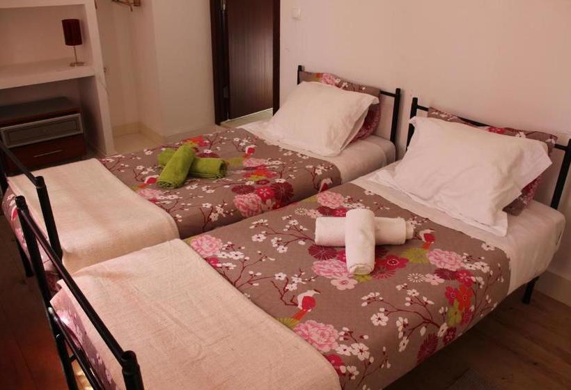 Green Hostel Peniche