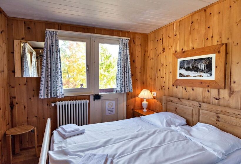 هتل Chalet Speciale Hostel