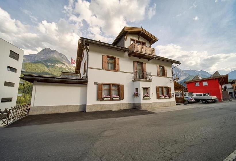 酒店 Garni Alpenrose   Grusaida