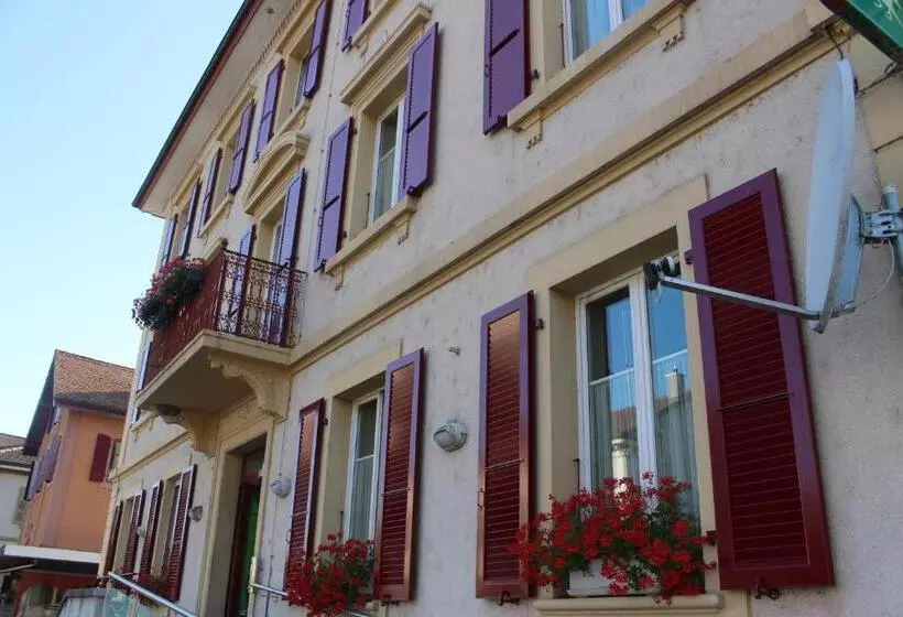 ホテル Hôtel De La Gare