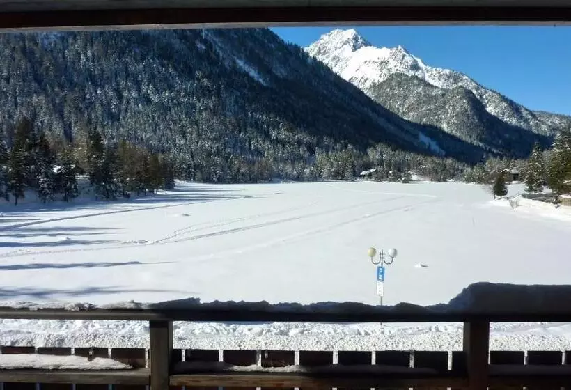 Hotel Mont.lac