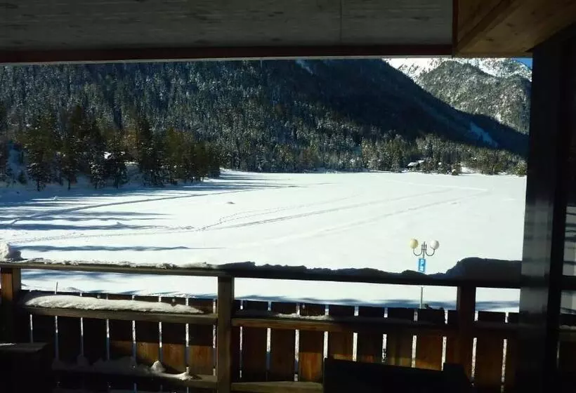 Hotel Mont.lac