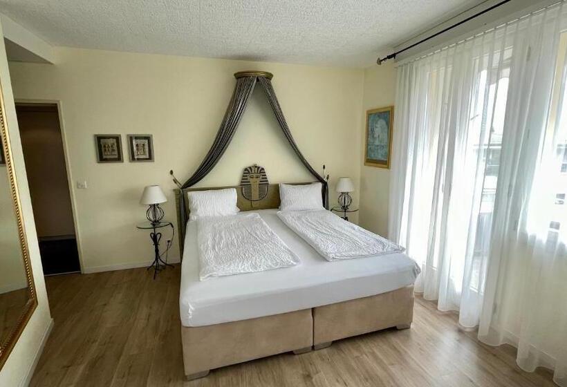 ホテル Movieworld