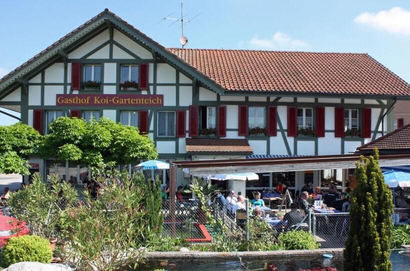 酒店 Restaurant Koi Gartenteich