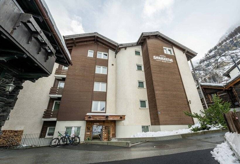 هتل Sarazena