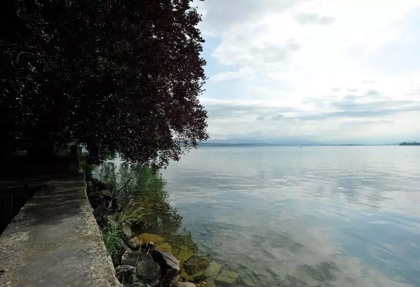 Richterswil Youth Hostel