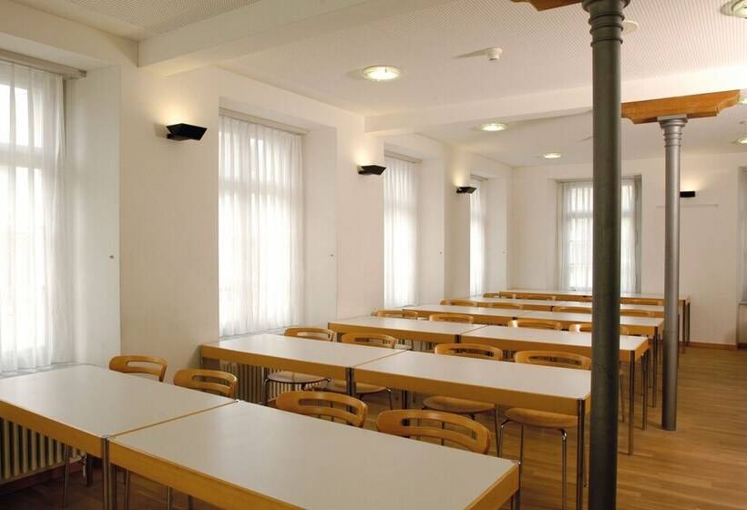 Richterswil Youth Hostel