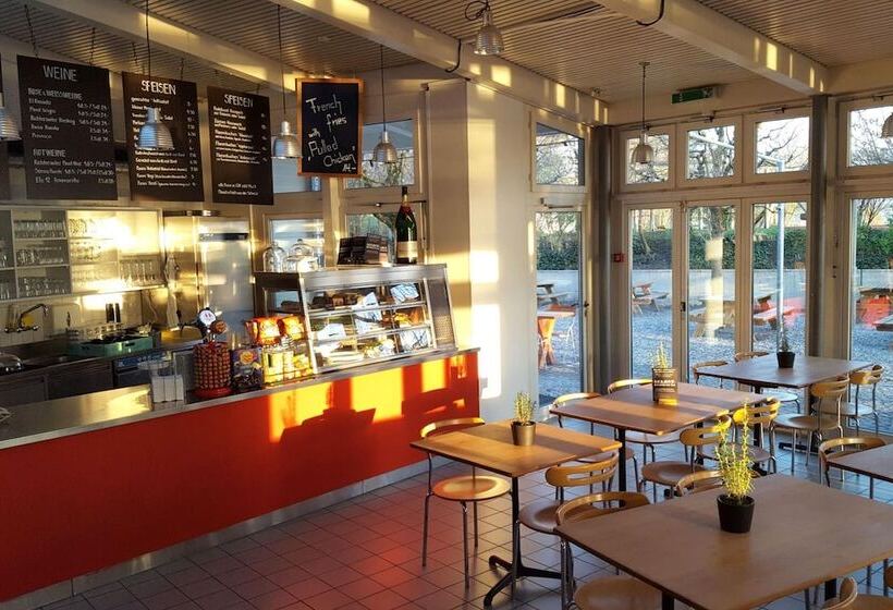 Richterswil Youth Hostel