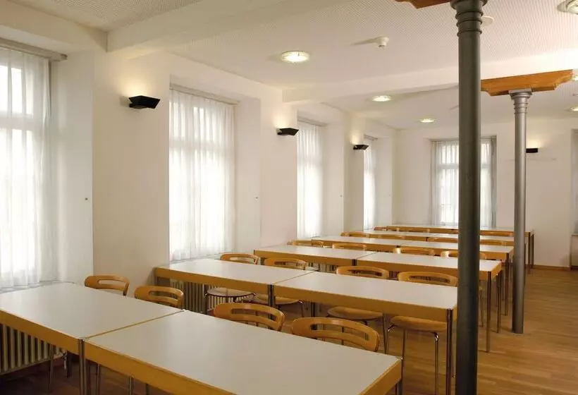 Richterswil Youth Hostel