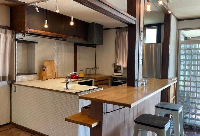 הוסטל 北アルプス麓のゲストハウス林屋 203