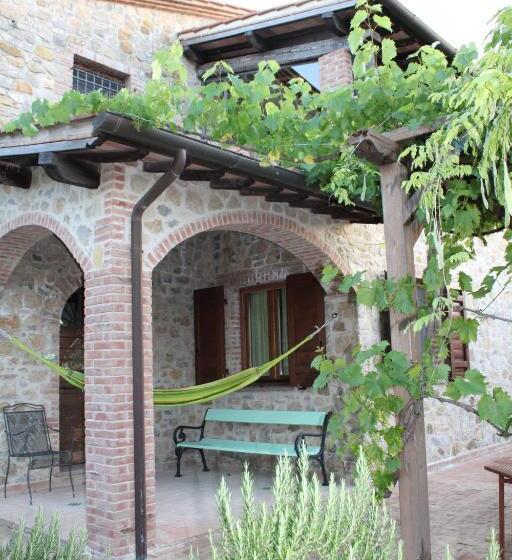 Le Pietre Parlanti Resort & Winery