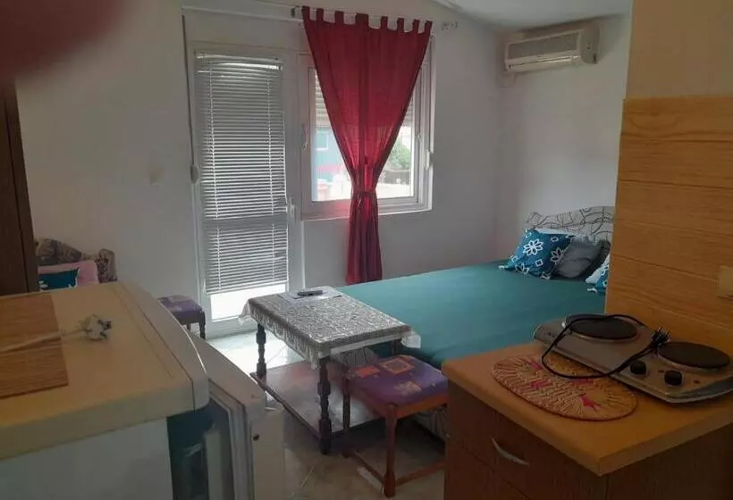پانسیون Guest House Oroshi