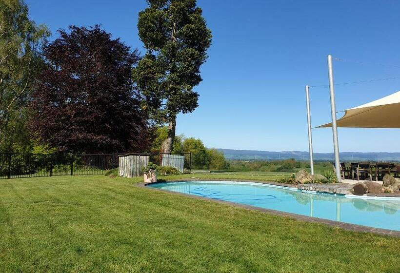 ペンション Shargmor Stable