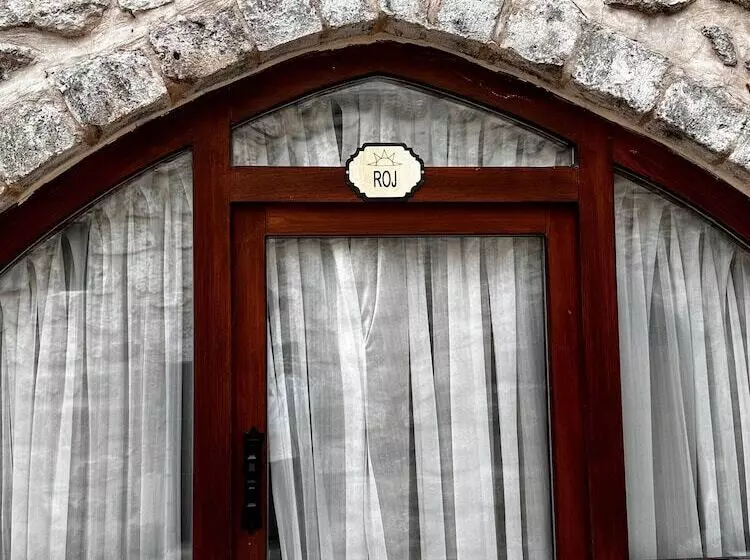 Arev Otel