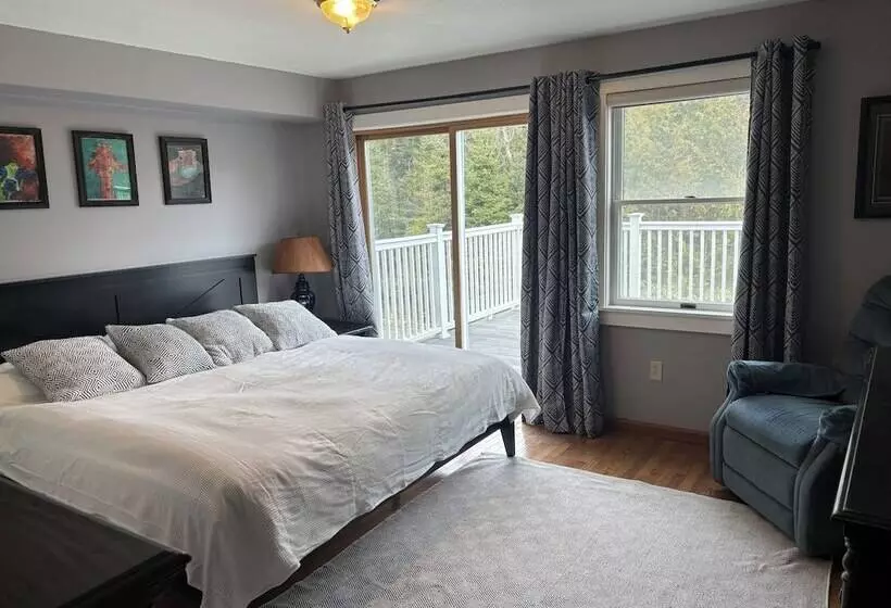 Aamiaismajoitus (B&B) Christmas Cove Inn